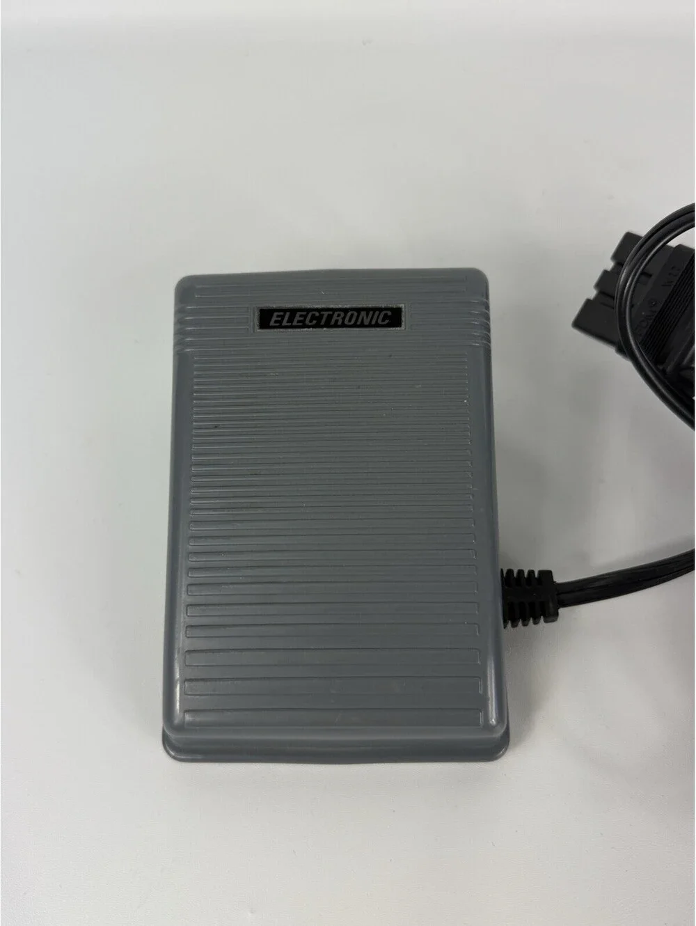 Electronic KD-1902 Sewing Machine Speed Controller Foot Pedal for Singer FDM